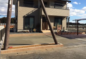 水戸市　S様邸駐車スペース